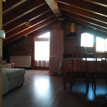 Turisticos Julia Apartment Valdemaluque